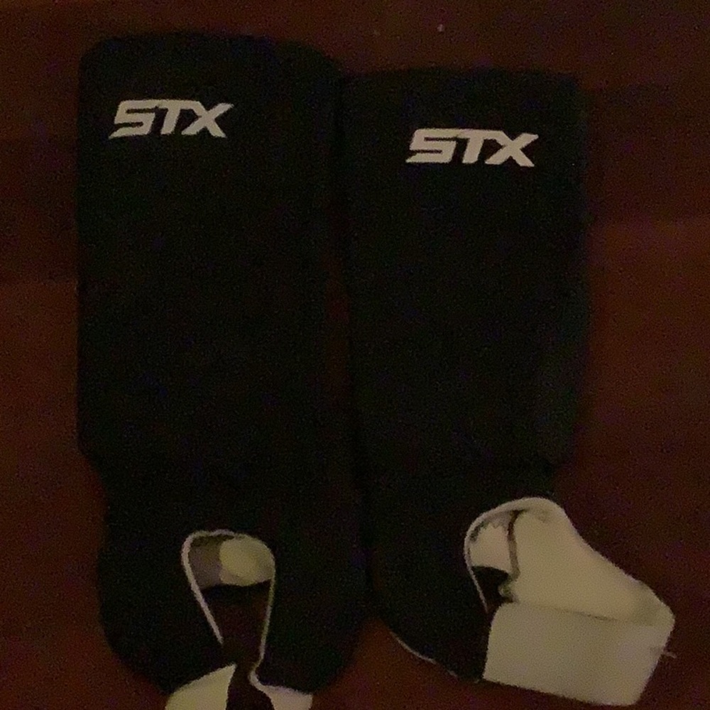STX Shingaurds Sport Versatile only worn twice and washed